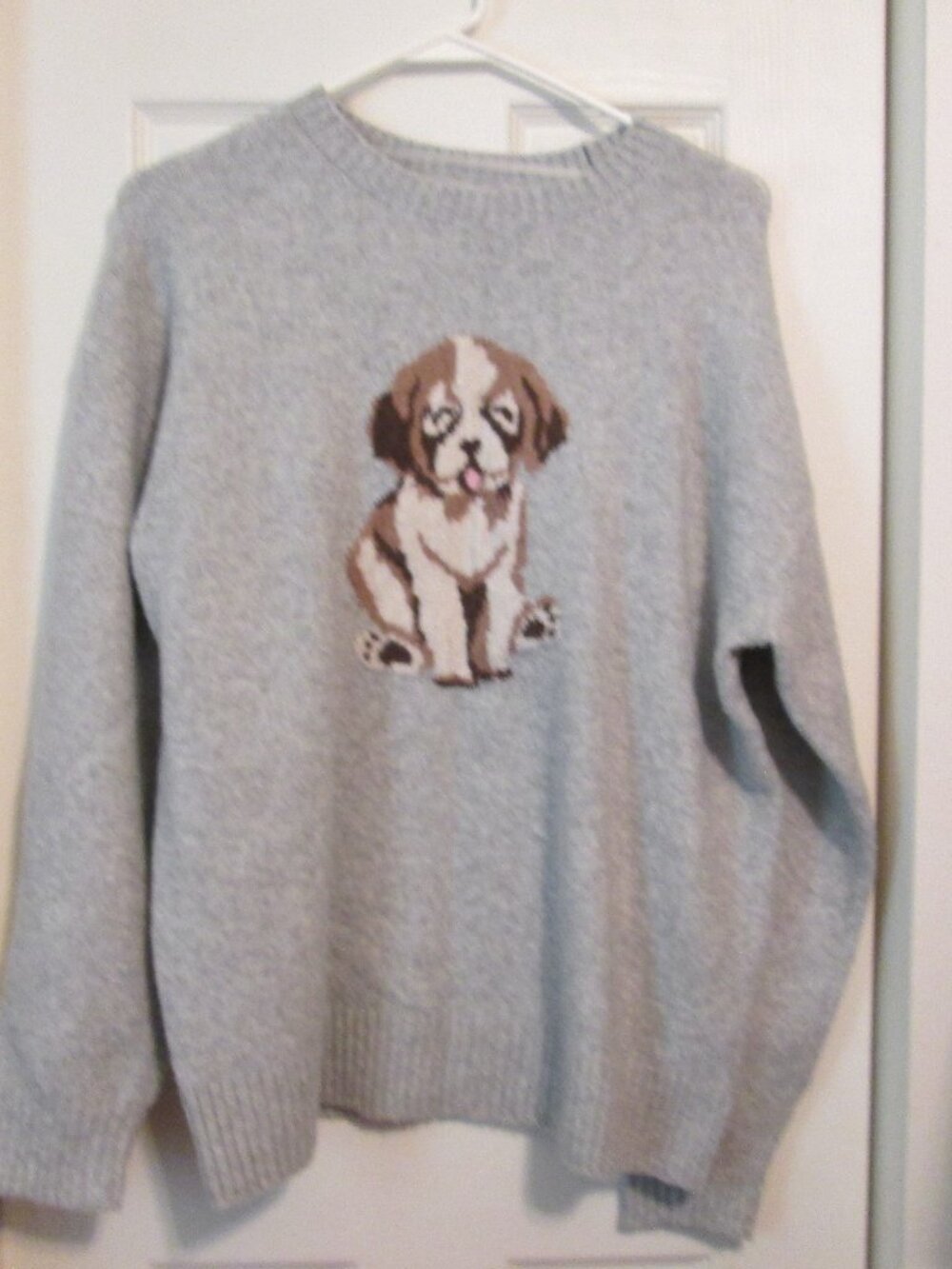 No Boundaries Light Gray Graphic Puppy Pullover Sweater Size Medium (8-10)